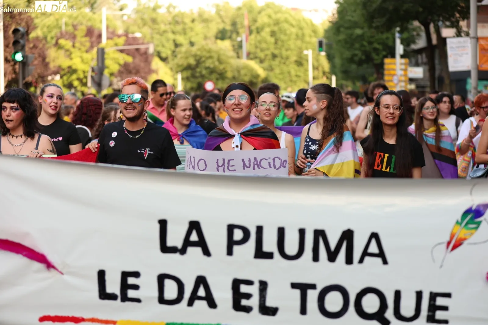 Foto 4 - La manifestaci&oacute;n del Orgullo Charro LGTB+ 2025 recorre Salamanca con una fuerte carga reivindicativa (FOTOS)
