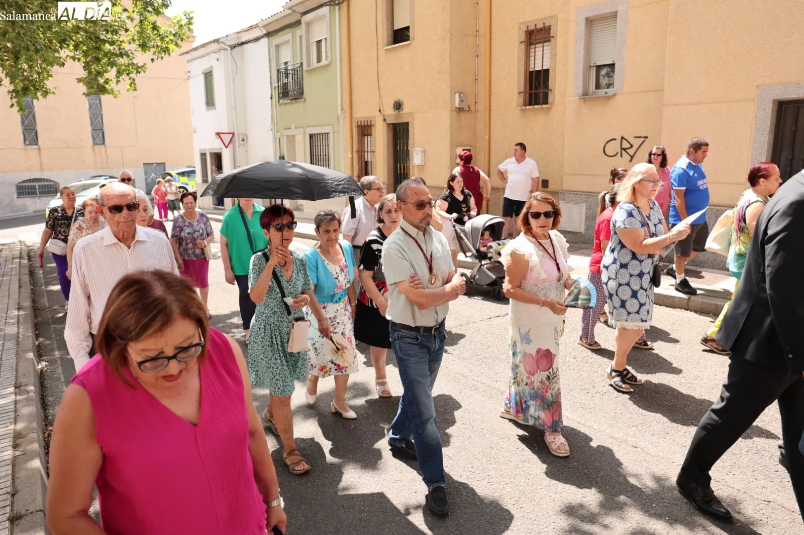Foto 4 - Emotiva procesi&oacute;n del Sagrado Coraz&oacute;n en Pizarrales tras la misa (FOTOS)