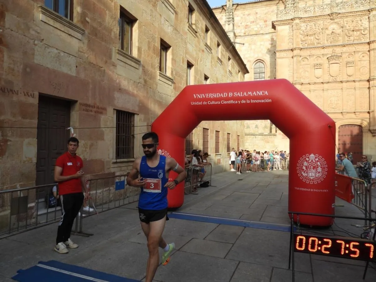 Foto 10 - (FOTOS) Antonio Fraile y Gema Mart&iacute;n Borgas se imponen en la II Carrera por la Investigaci&oacute;n y la Transferencia de la USAL