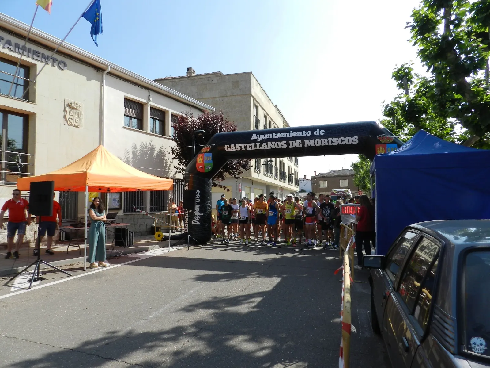 Foto 6 - Pablo L&oacute;pez y Sandra Santamar&iacute;a, los m&aacute;s r&aacute;pidos en la Carrera Popular de Castellanos de Moriscos 2025