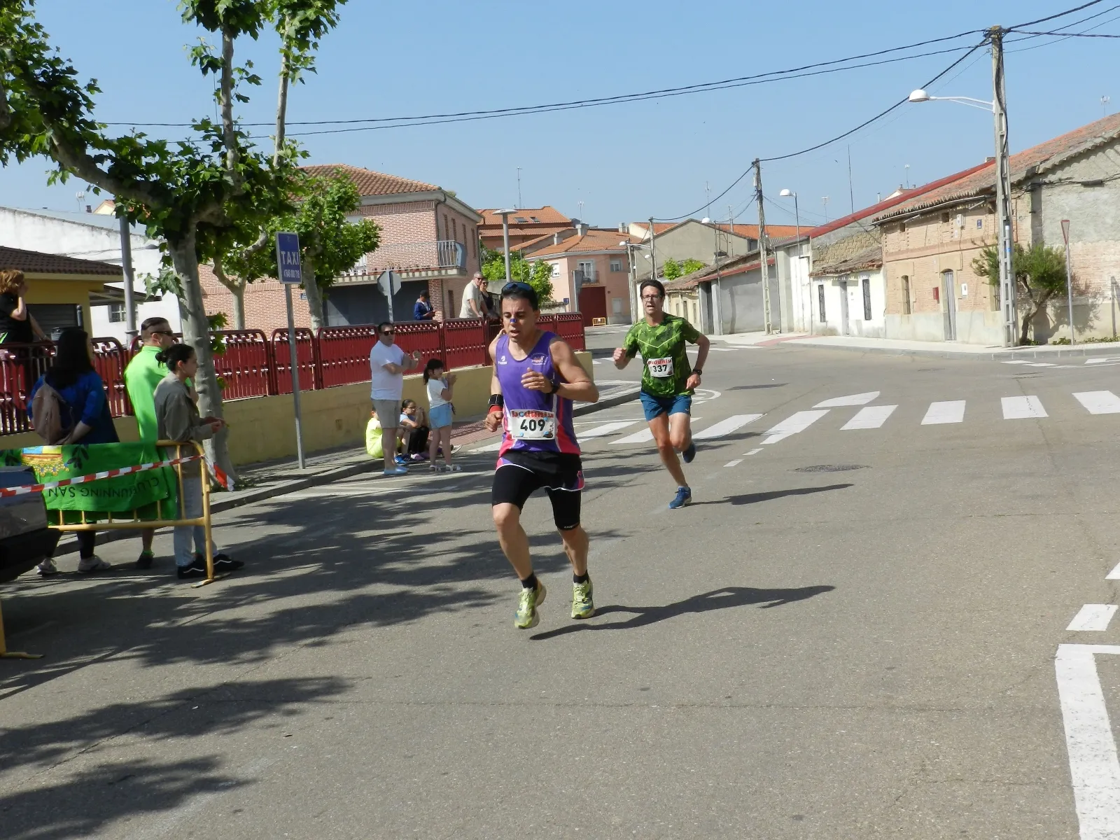 Foto 16 - Pablo L&oacute;pez y Sandra Santamar&iacute;a, los m&aacute;s r&aacute;pidos en la Carrera Popular de Castellanos de Moriscos 2025