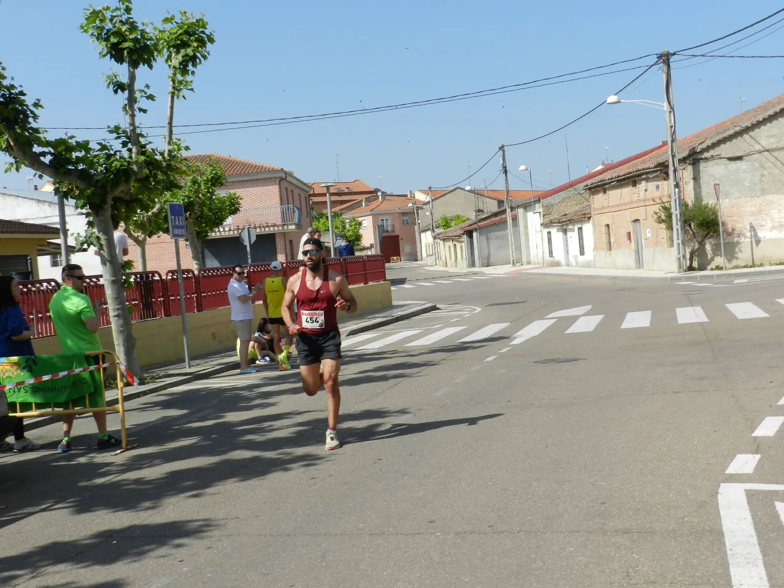 Foto 12 - Pablo L&oacute;pez y Sandra Santamar&iacute;a, los m&aacute;s r&aacute;pidos en la Carrera Popular de Castellanos de Moriscos 2025