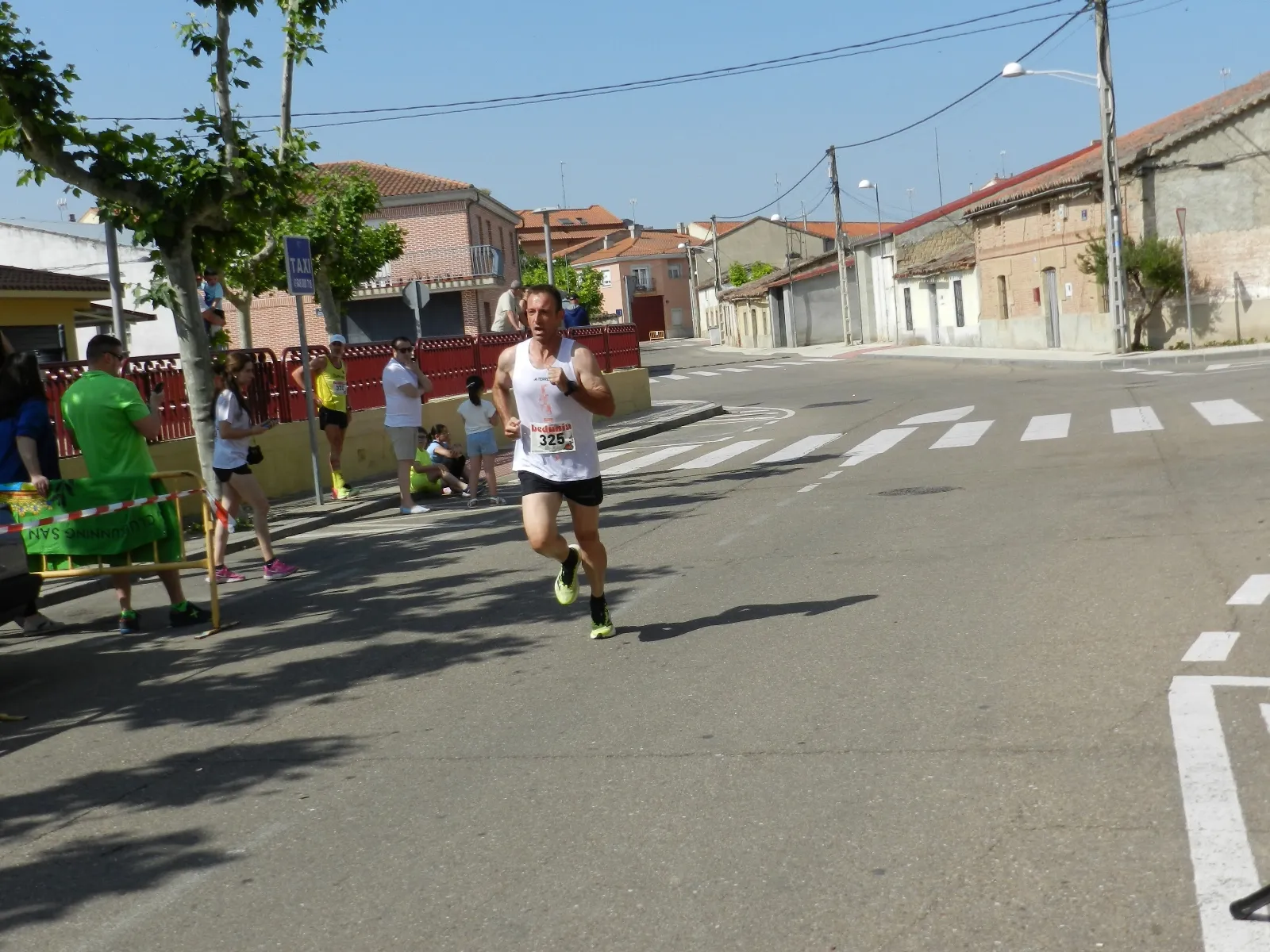 Foto 9 - Pablo L&oacute;pez y Sandra Santamar&iacute;a, los m&aacute;s r&aacute;pidos en la Carrera Popular de Castellanos de Moriscos 2025