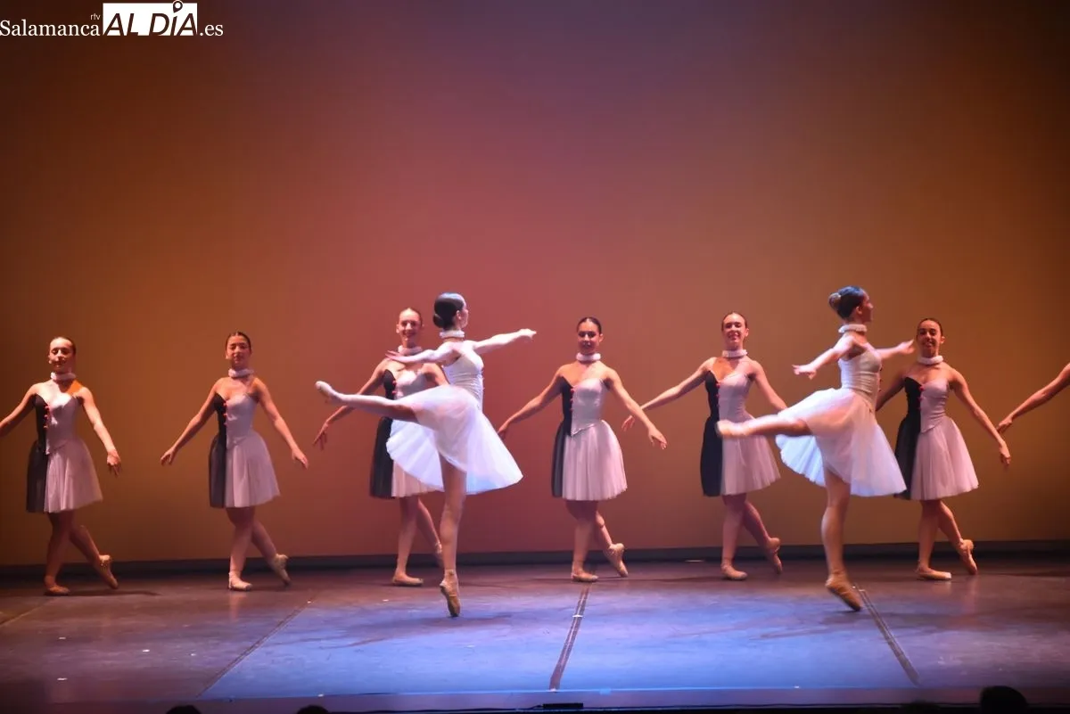 Escuela de Danza CyL en el Teatro Liceo | Fotos: Miguel González