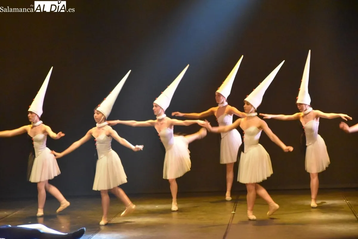 Escuela de Danza CyL en el Teatro Liceo | Fotos: Miguel González