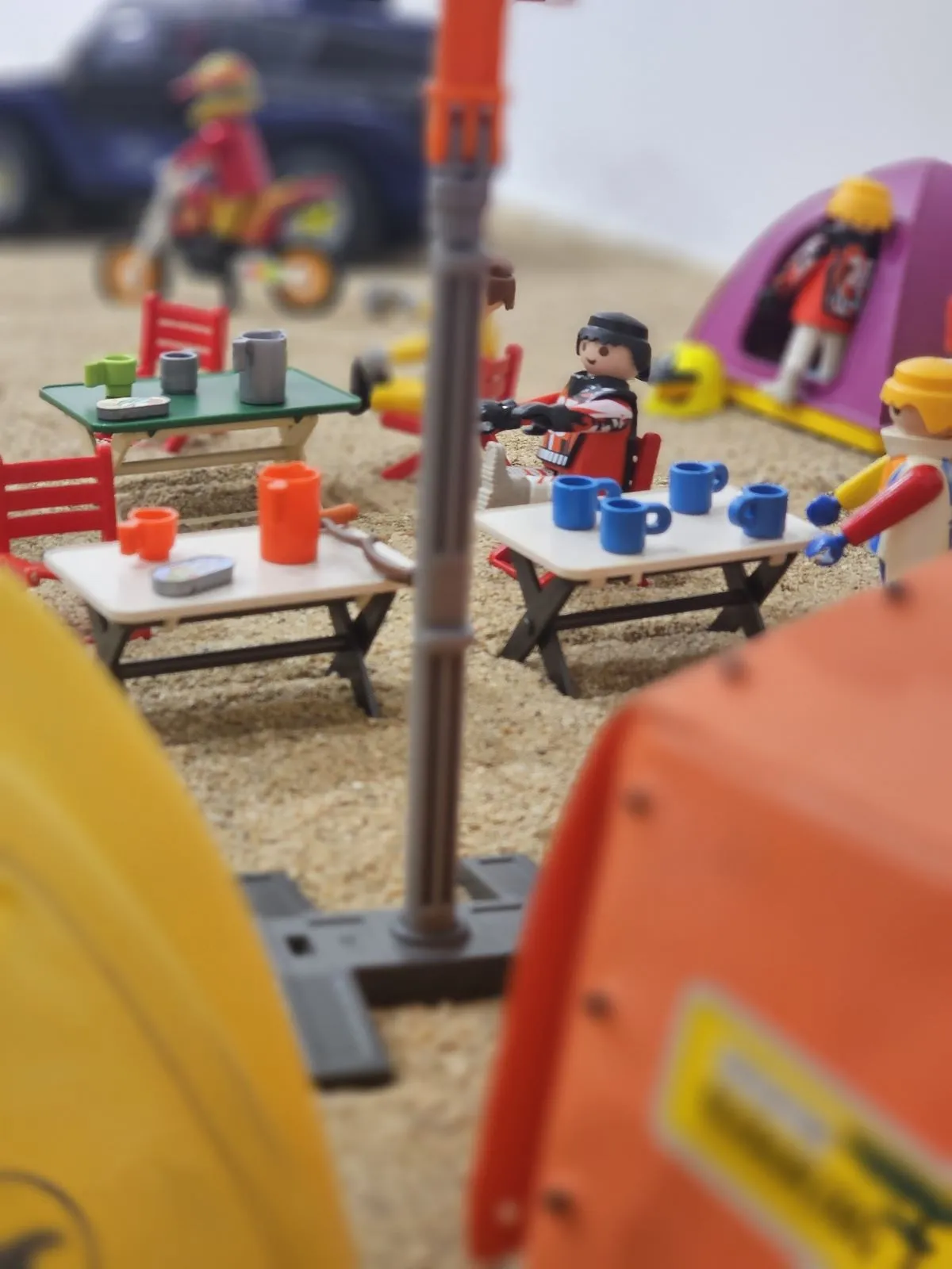 Del desierto del Dakar al despegue de un avión: el universo Playmobil aterriza en El Tormes