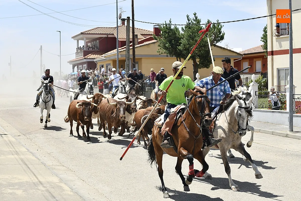 Encierro a Caballo en La Fuente de San Esteban/ Fotos: Adrián M.Pastor