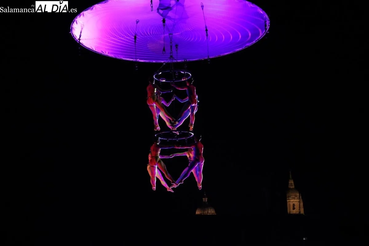 Nexus conquista la Plaza Mayor de Salamanca en su estreno. Foto de David Sañudo