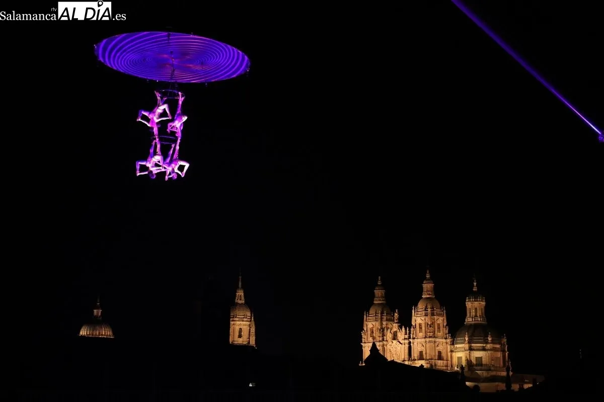 Nexus conquista la Plaza Mayor de Salamanca en su estreno. Foto de David Sañudo