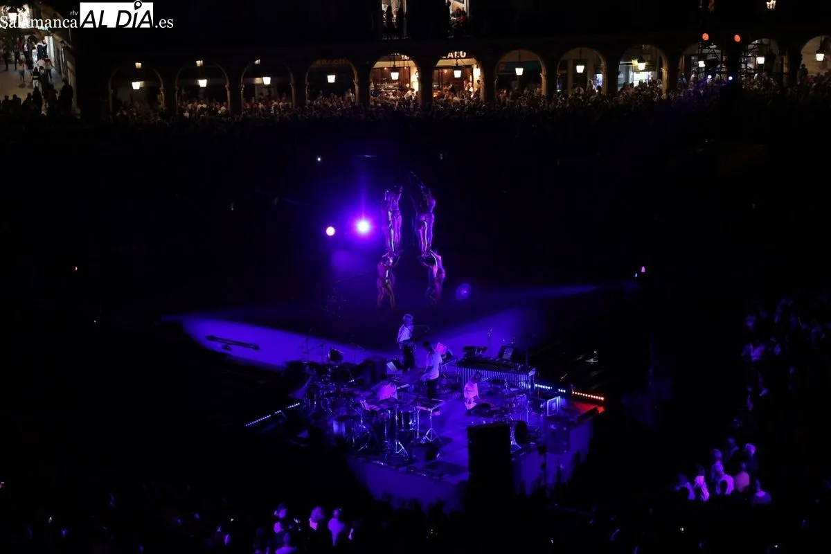 Nexus conquista la Plaza Mayor de Salamanca en su estreno. Foto de David Sañudo