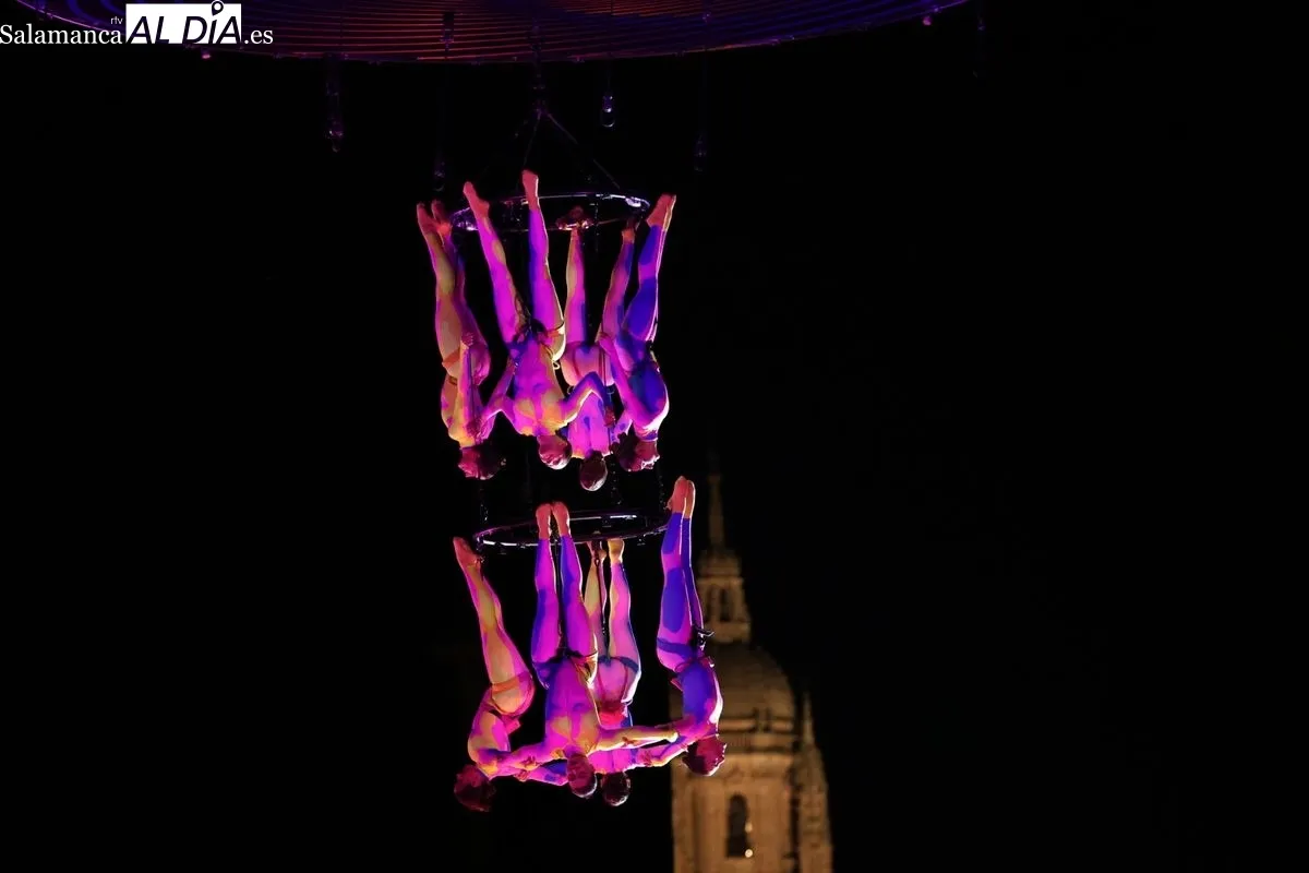 Nexus conquista la Plaza Mayor de Salamanca en su estreno. Foto de David Sañudo