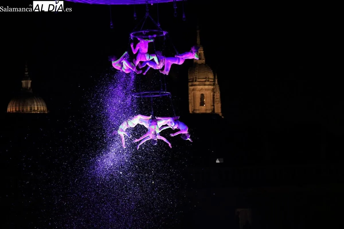 Nexus conquista la Plaza Mayor de Salamanca en su estreno. Foto de David Sañudo
