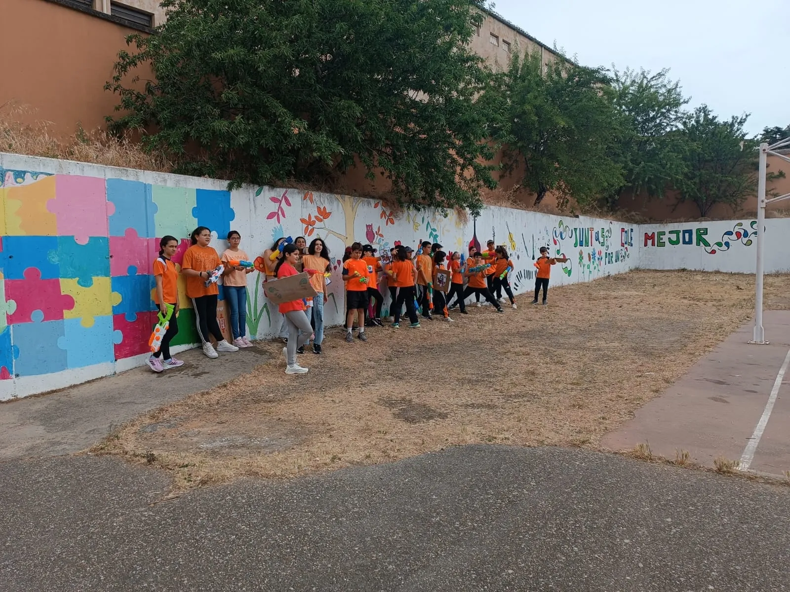 Guerra de agua en el Colegio Antonio Machado