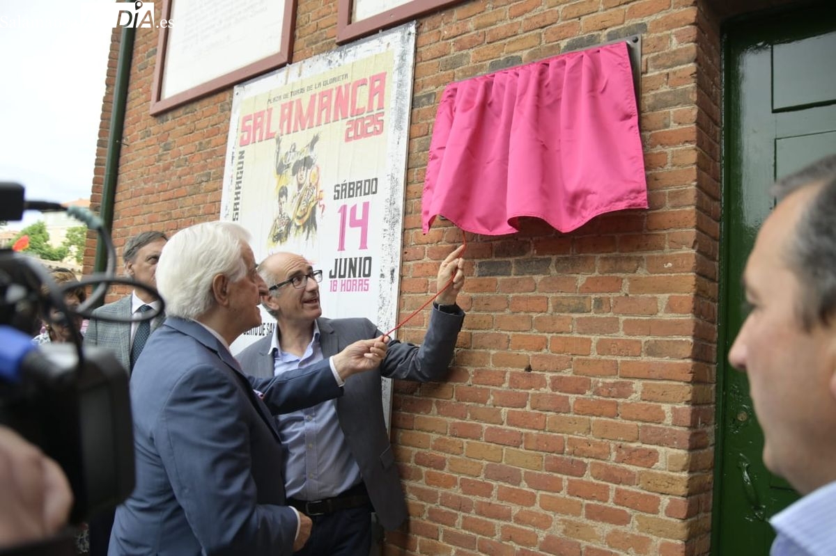  El Viti, inmortalizado en una placa en el patio de cuadrillas de La Glorieta 