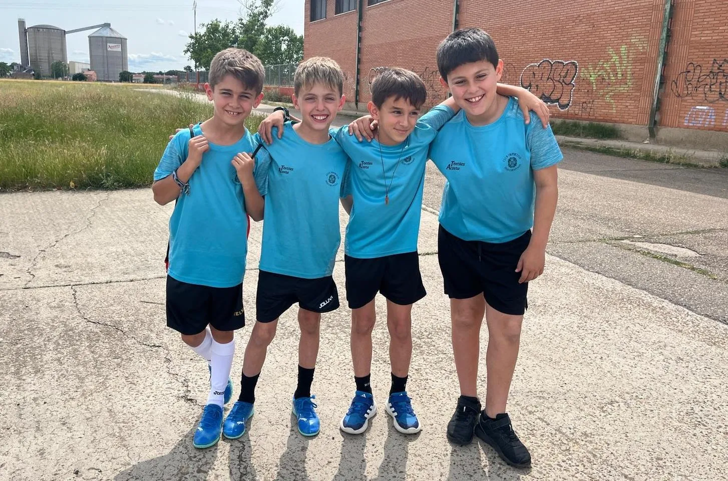 Foto 2 - 8 jugadores del III Columnas toman parte en un entreno de la Selecci&oacute;n Sub&rsquo;11 de Castilla y Le&oacute;n