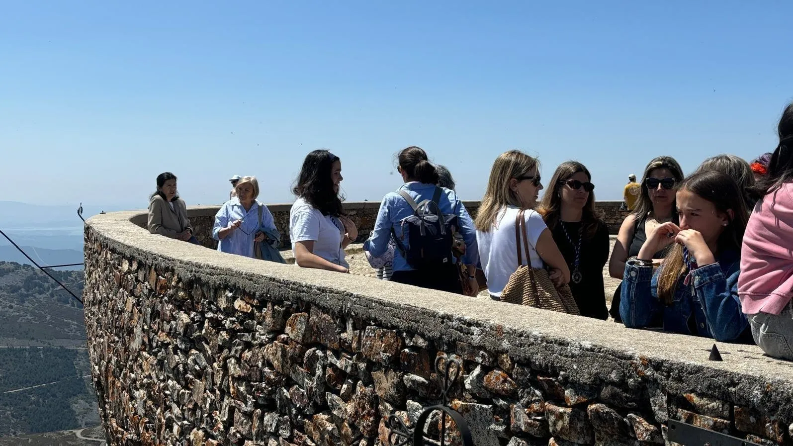 Foto 3 - Cofrades de las Angustias peregrinan hasta el Santuario de la Pe&ntilde;a de Francia