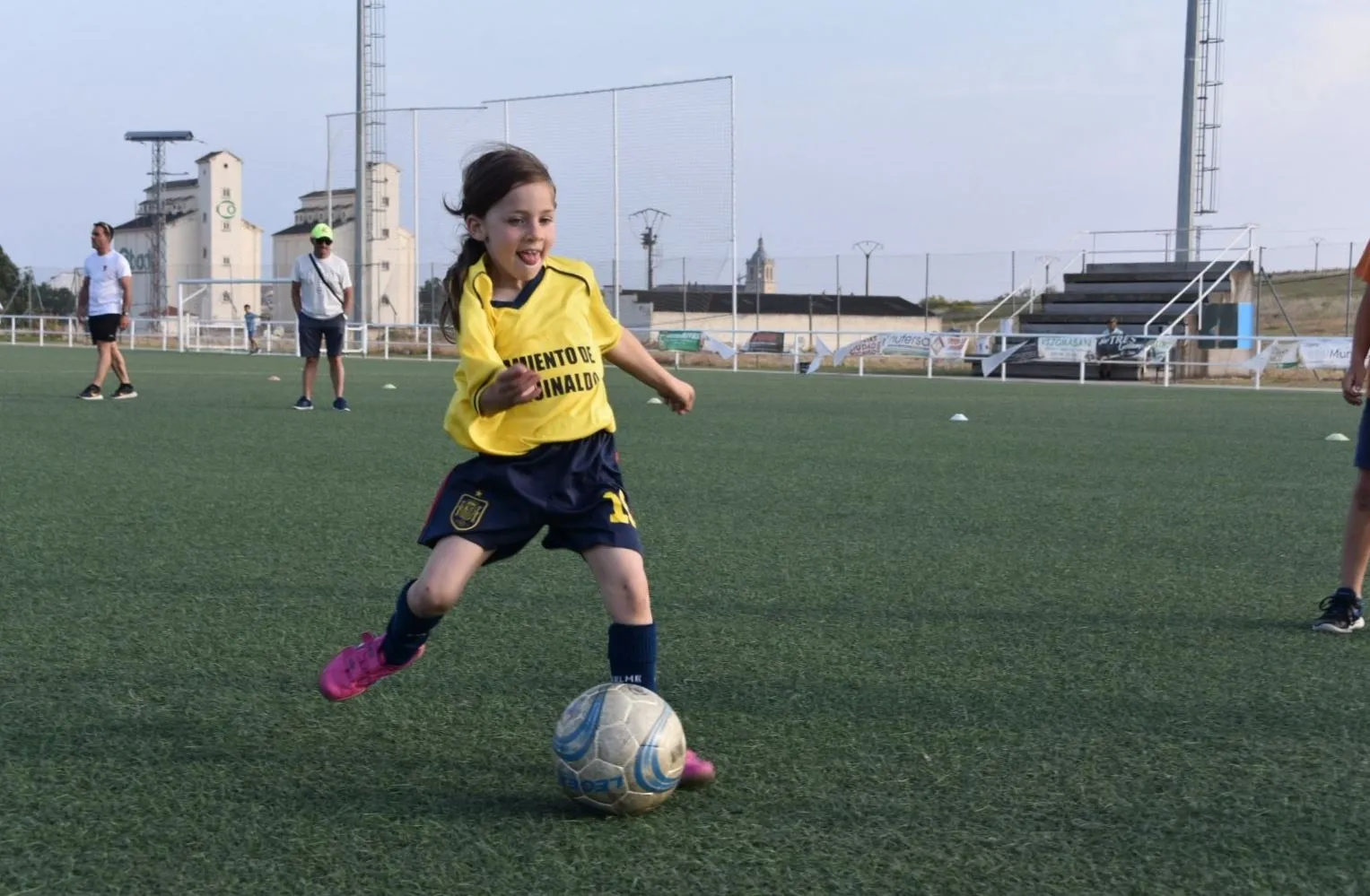 Foto 7 - Los penaltys deciden los finalistas de la 2&ordf; Liga Prebenjam&iacute;n del Ciudad Rodrigo CF