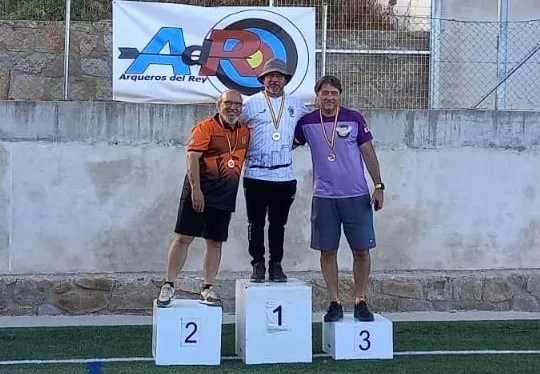 Foto 2 - Jes&uacute;s Marcos y Jos&eacute; Prieto suben al podio en el Campeonato de Castilla y Le&oacute;n al Aire Libre