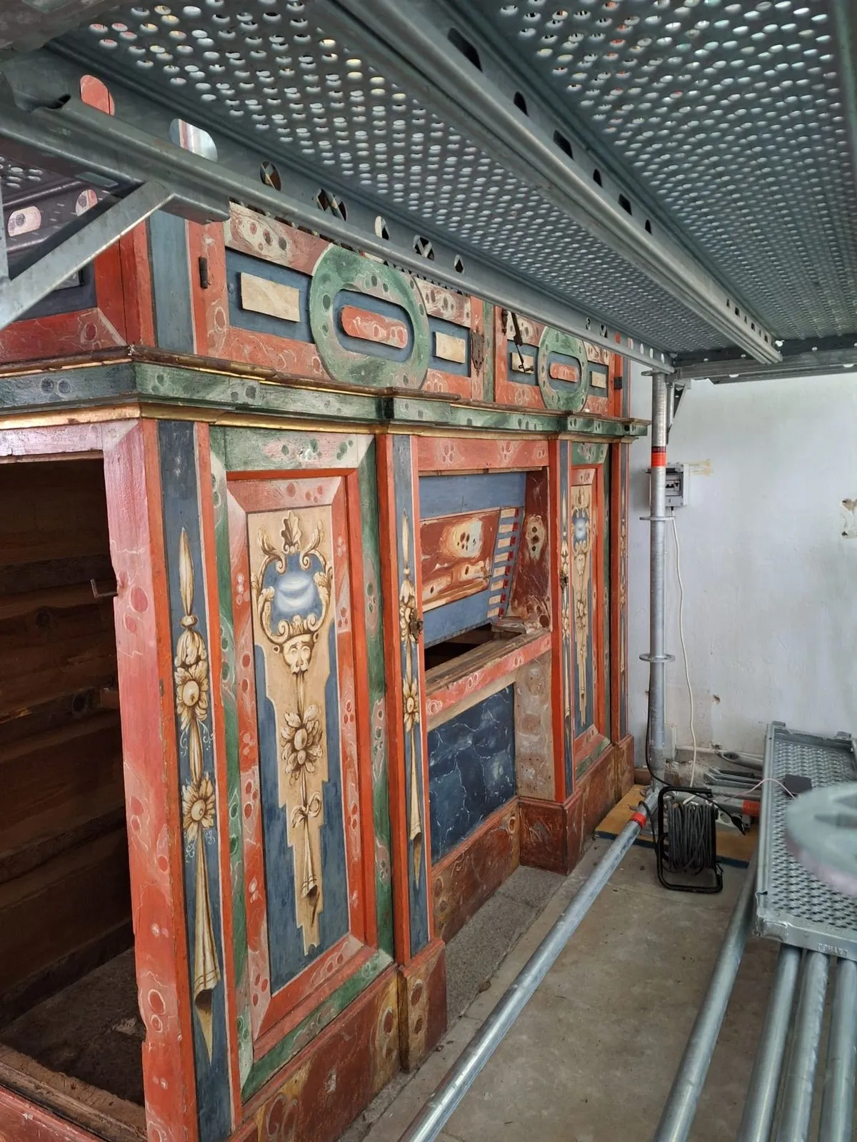 Foto 4 - El &oacute;rgano de 1709 de la Capilla de San Jer&oacute;nimo de la USAL volver&aacute; a sonar tras una restauraci&oacute;n integral