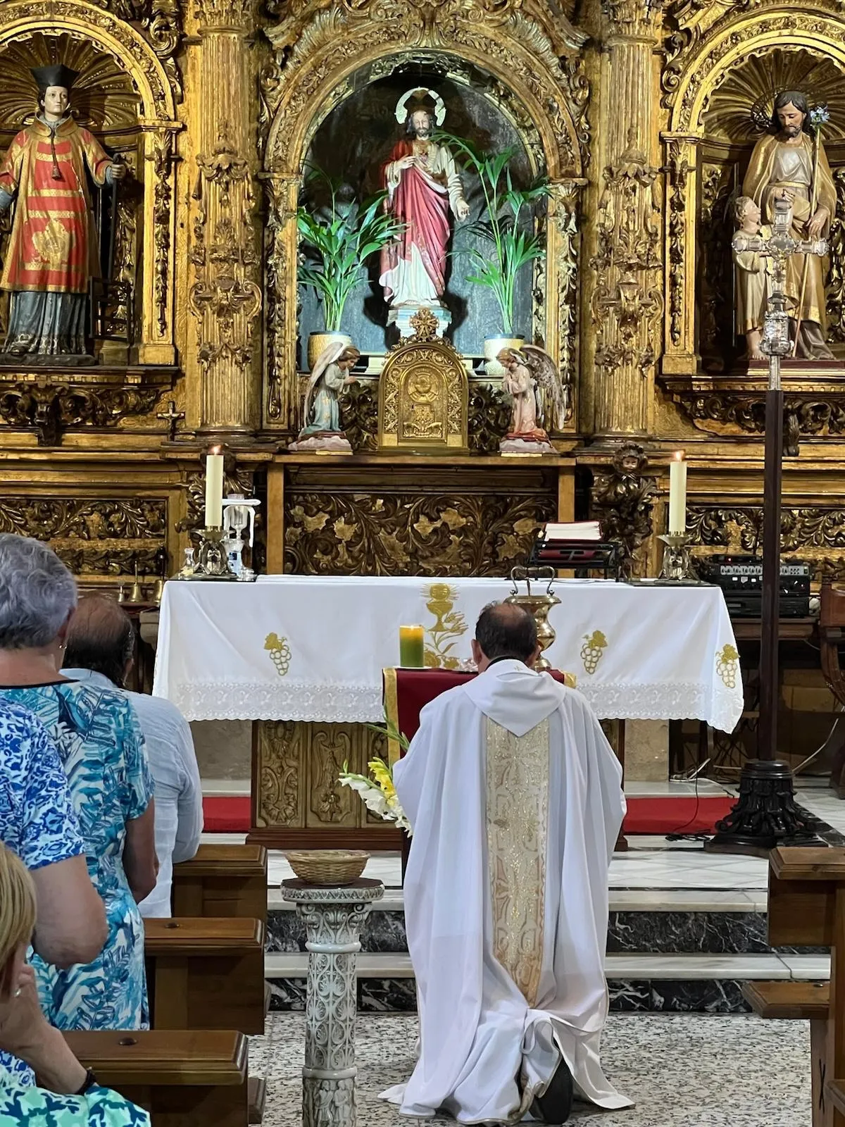 Foto 4 - San Andr&eacute;s reparte Detentes en su conmemoraci&oacute;n del Sagrado Coraz&oacute;n de Jes&uacute;s