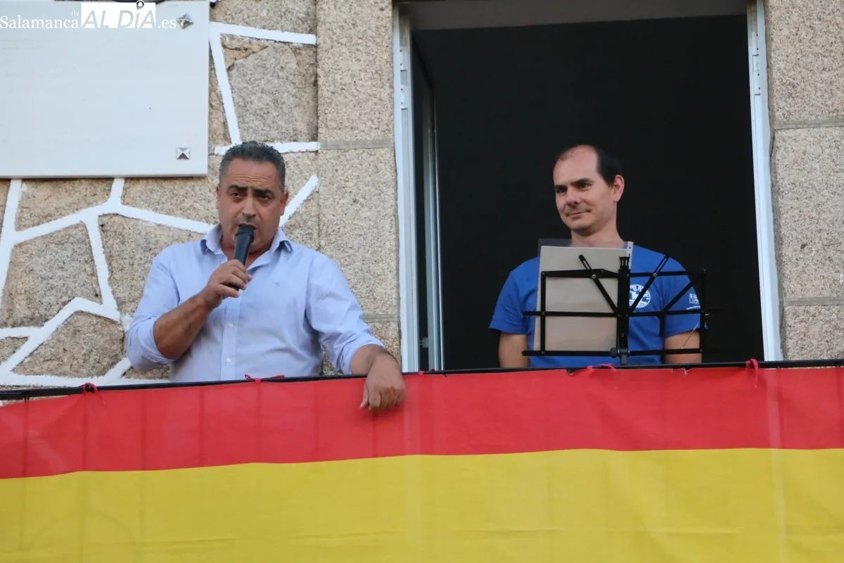 Con el pregón de Sergio Encinas arrancaban oficialmente este sábado las fiestas de San Juan en Bogajo / CORRAL 