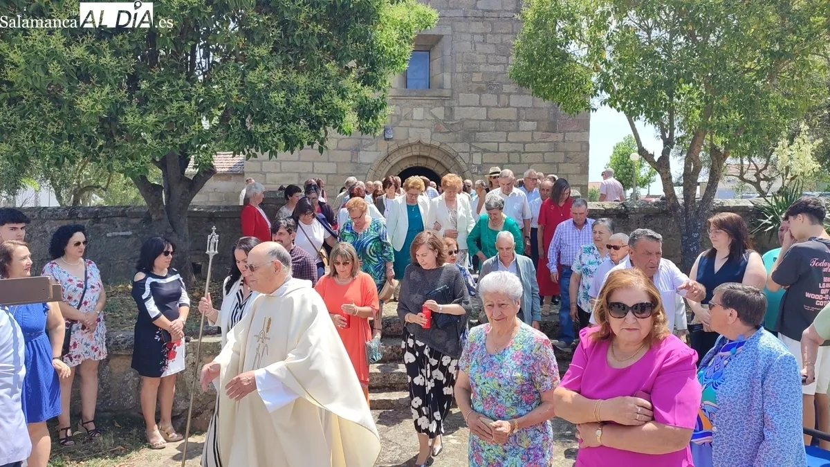 Celebración de San Antonio en Cerralbo, misa, procesión, inauguración del Granero y convite / CORRAL