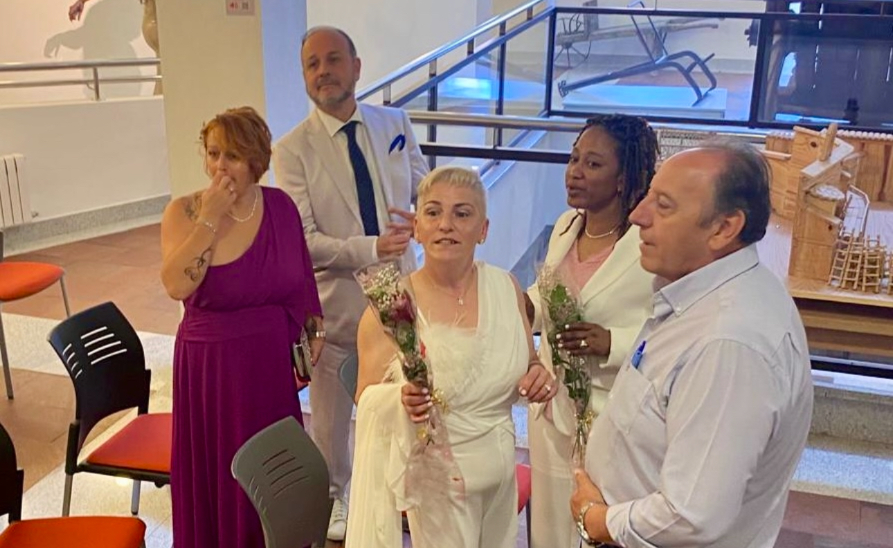 El Museo de Macotera se estrena como escenario de lujo para el si quiero de Yolanda y Ana