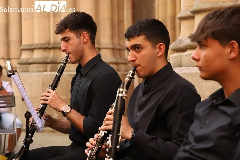 Foto 8 - La Banda de M&uacute;sica Alba de Tormes desvela en concierto los pasodobles de su nuevo disco taurino
