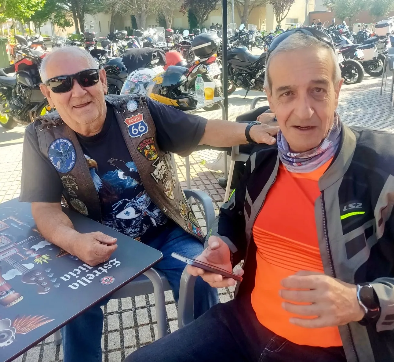 Foto 9 - La VI Quedada Motera Motorratones de Villoria se consagra como una gran jornada festiva con miles de participantes