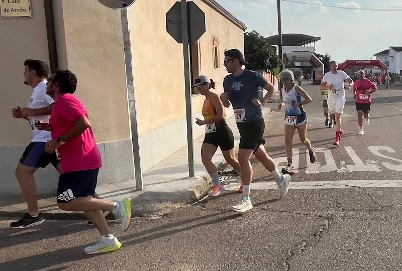 Foto 8 - Adri&aacute;n Moro y Gema Mart&iacute;n reinan en la II Carrera Popular de San Morales