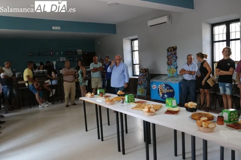 El bar municipal fue inaugurado en julio de 2022 con el objeto de que el pueblo contase con un establecimiento en el centro del casco urbano / CORRAL 
