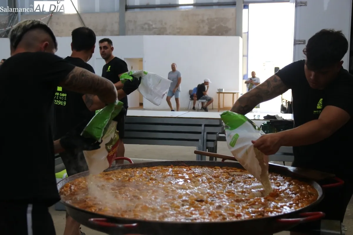 Buen sabor de boca para despedir las fiestas de San Pedro en Villar de Peralonso / CORRAL 