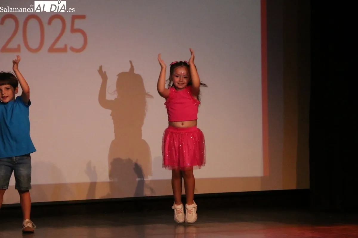 Festival fin de curso de la escuela de danza Alborea en Vitigudino / CORRAL
