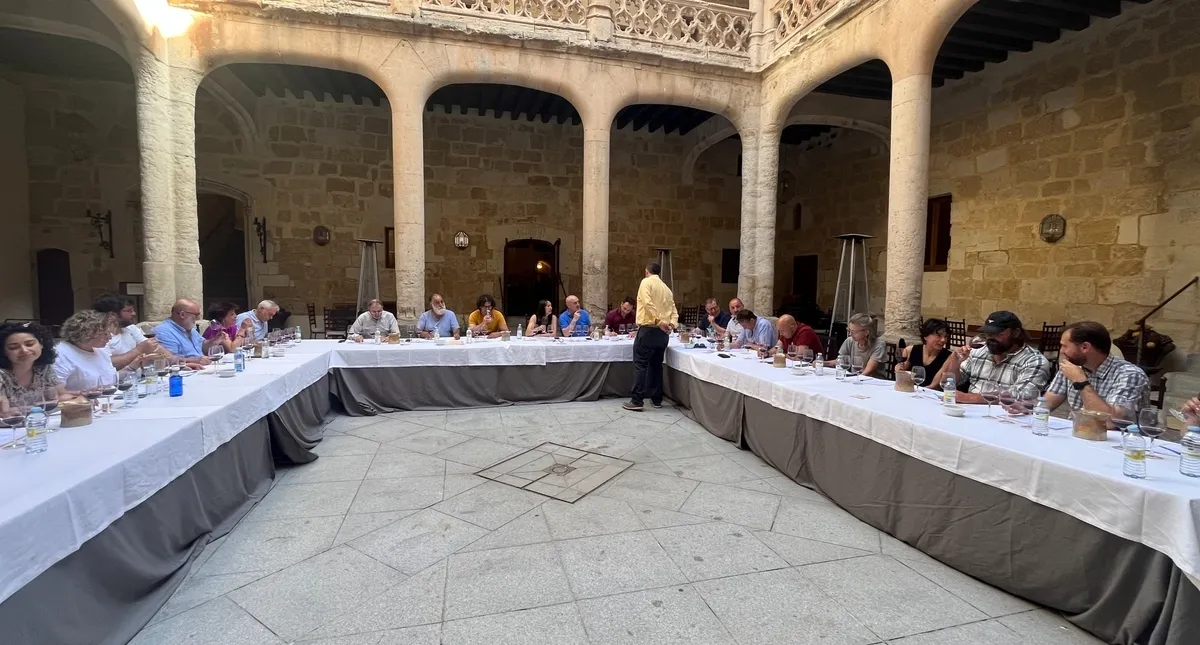 Cata de la añada 2024 de la D.O. Arribes por especialistas 