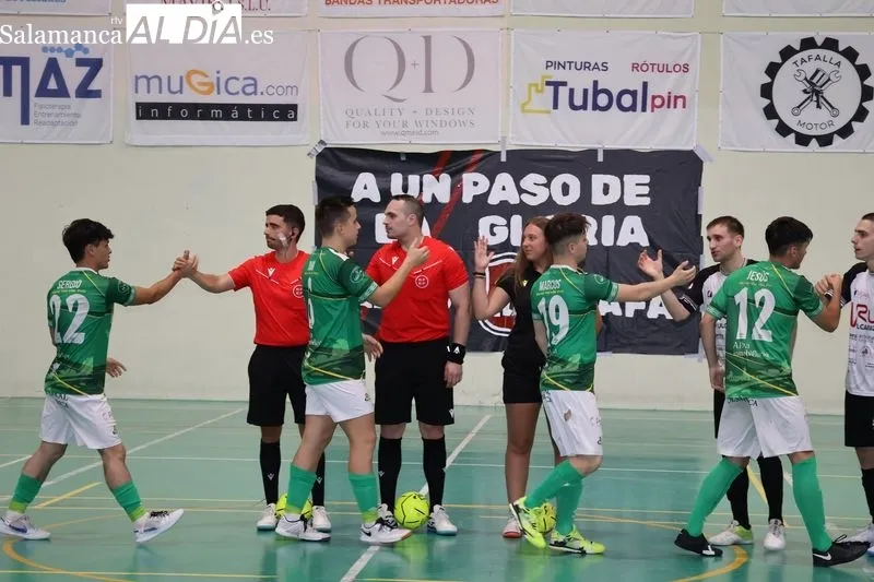 Foto 6 - El Piensos Dur&aacute;n Albense dice adi&oacute;s al ascenso tras caer en un vibrante partido en Tafalla (5-3)