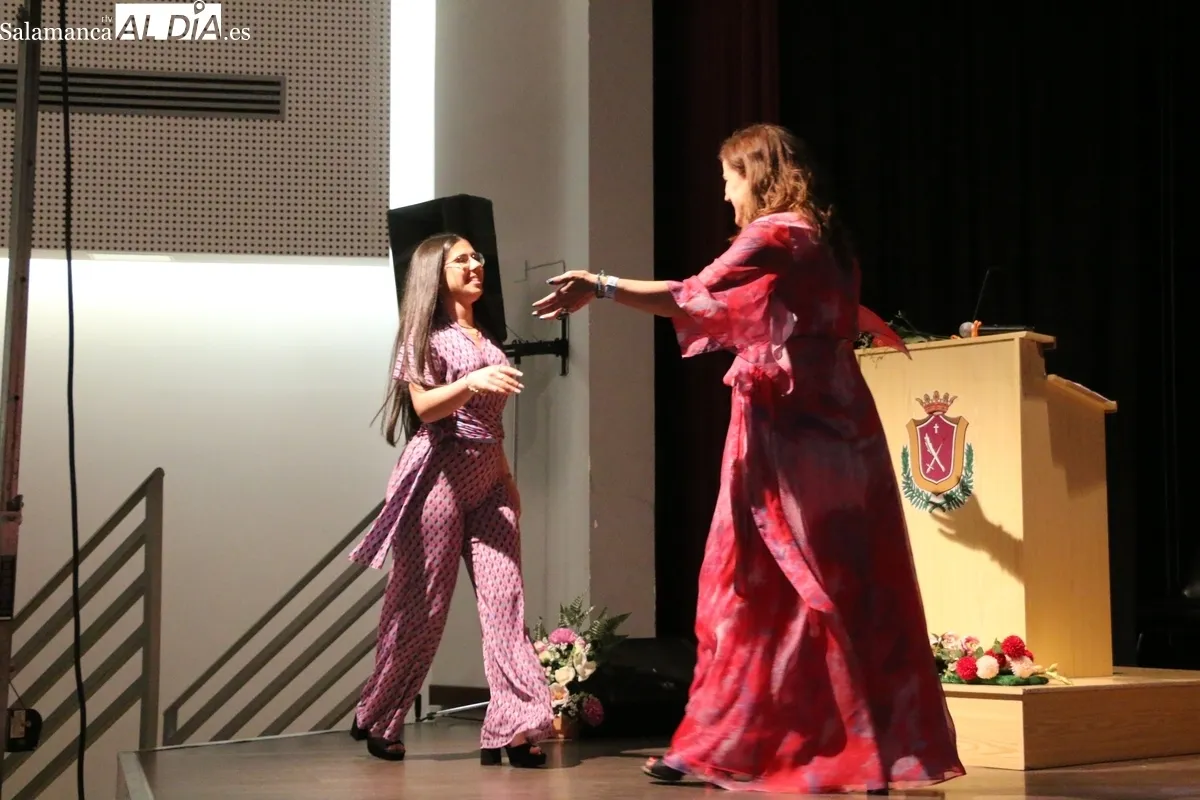 Acto de graduación de 17 nuevos bachilleres en el IES Ramos del Manzano de Vitigudino / CORRAL