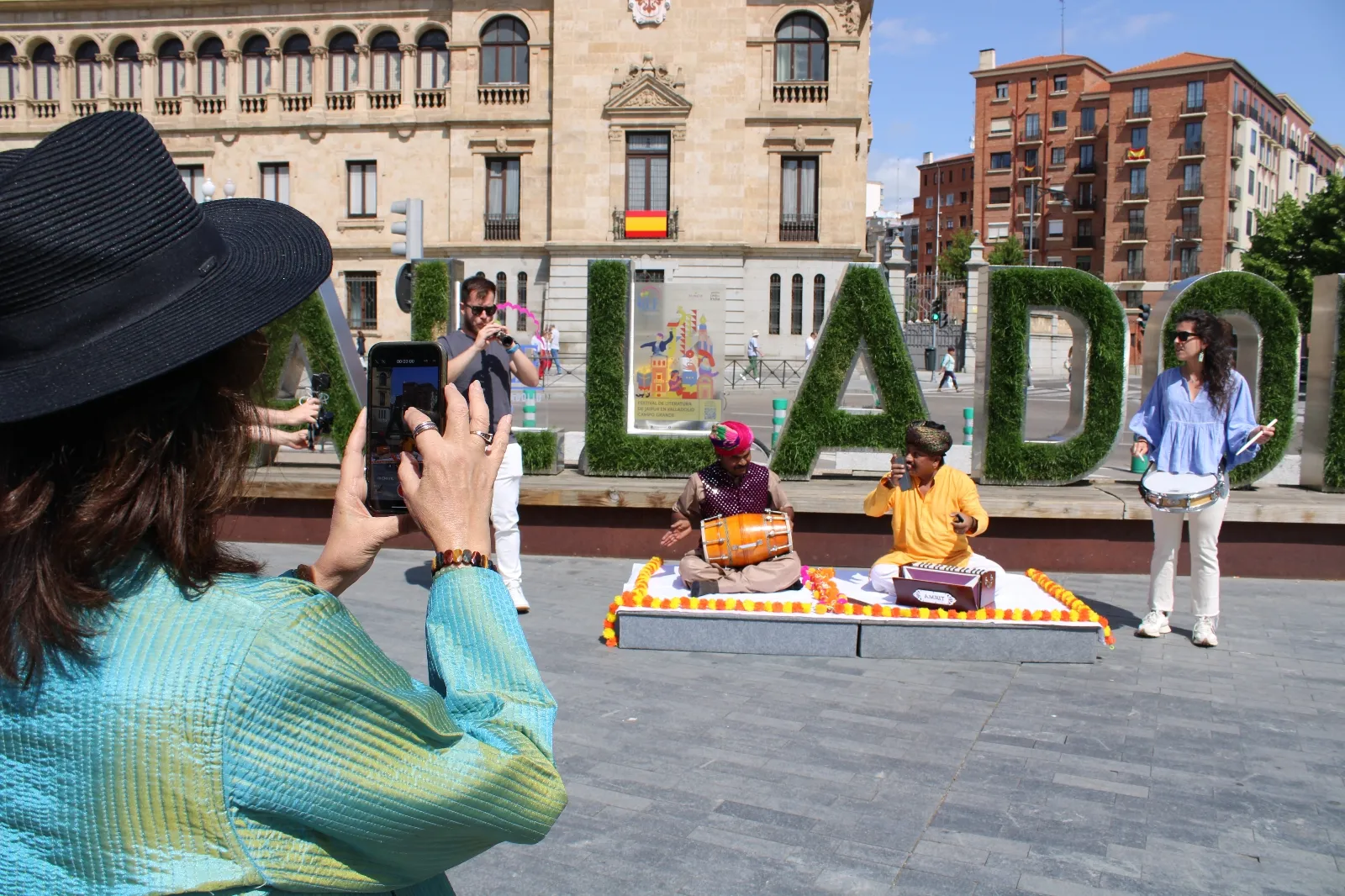 Foto 4 - V&Iacute;DEO | El Festival de Jaipur florece en la naturaleza del Campo Grande para "tender puentes" entre la India y Valladolid