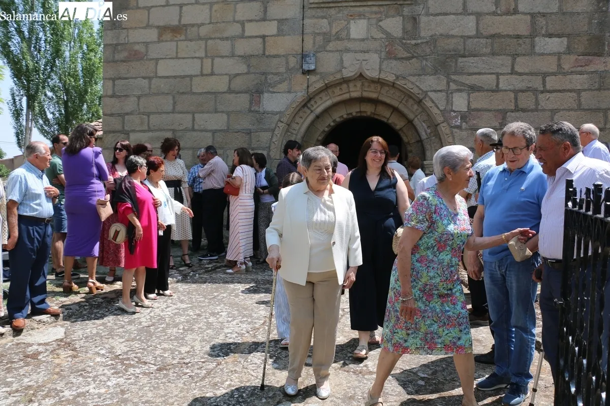 Celebración de San Antonio en Cerralbo, misa, procesión, inauguración del Granero y convite / CORRAL