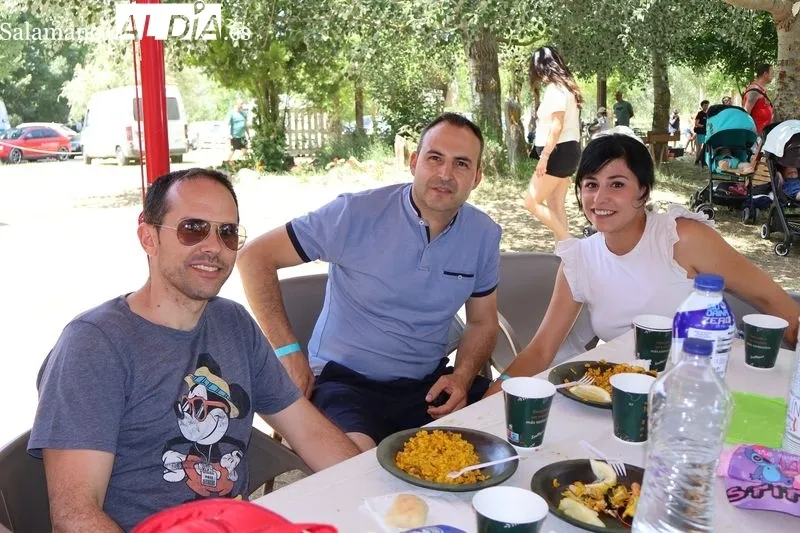 Foto 17 - Gran ambiente en la Fiesta de Fin de Curso del Colegio Santa Isabel