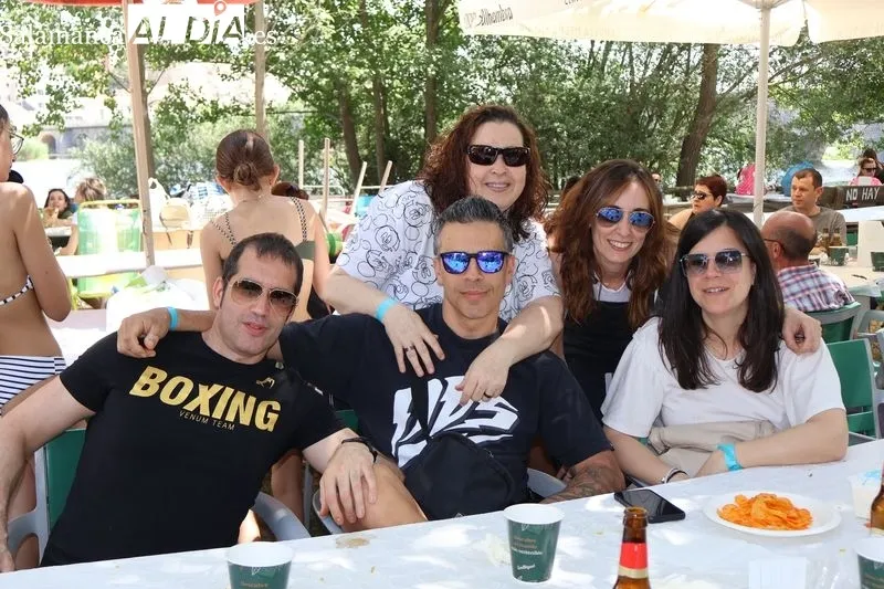Foto 16 - Gran ambiente en la Fiesta de Fin de Curso del Colegio Santa Isabel