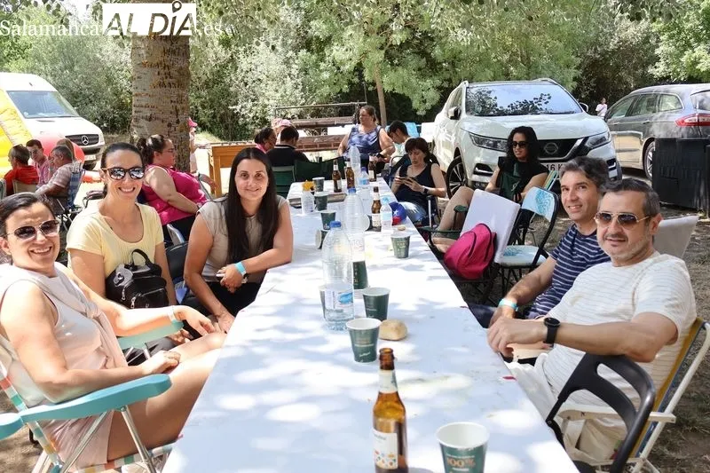 Foto 10 - Gran ambiente en la Fiesta de Fin de Curso del Colegio Santa Isabel