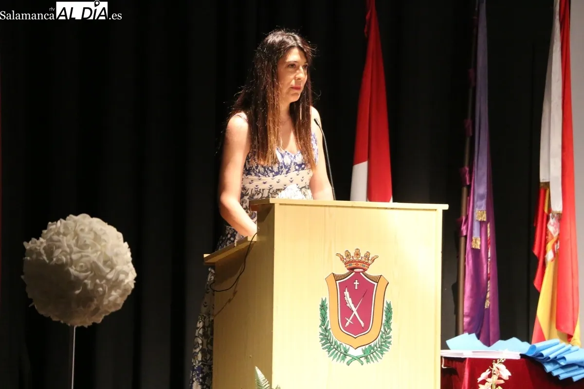 Acto de graduación de 31 alumnos de 6º de Primaria del CEIP Manuel Moreno Blanco de Vitigudino / CORRAL