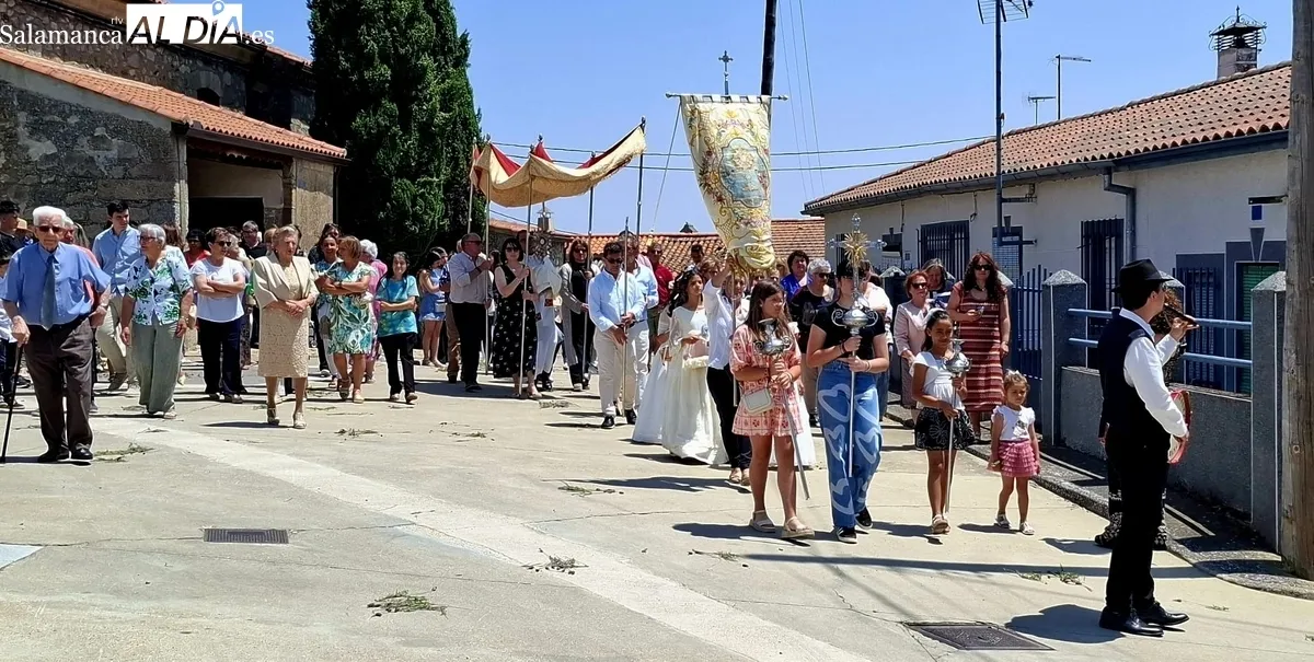 Celebraciones religiosas en honor al Santísimo en Boada / FOTOS: JESÚS CRUZ