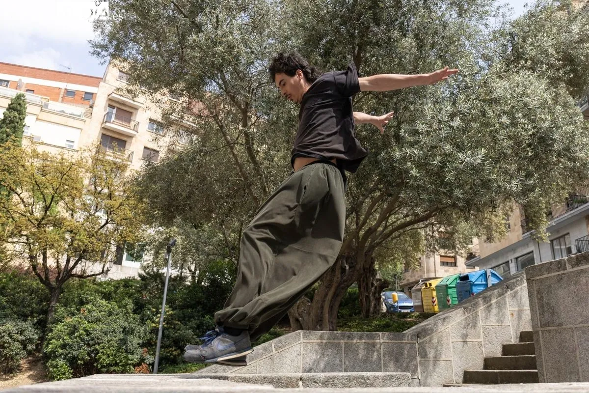 Juanjo González (@blackcat2066) practicando parkpur en Salamanca | FOTOS: David Sañudo