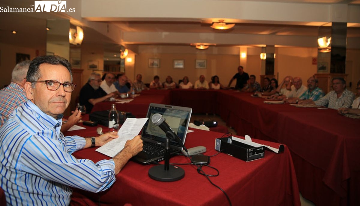 Charla de Manuel Lamas en la Tertulia Rona Dalba