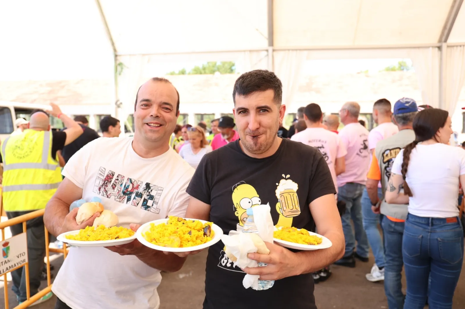 Paella en la II Quedada Motera de Villamayor | Fotos: David Sañudo