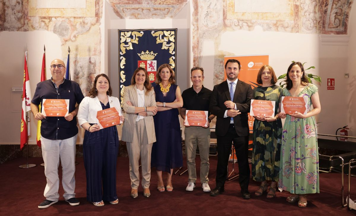 Un profesor de Salamanca gana un premio por su radio escolar