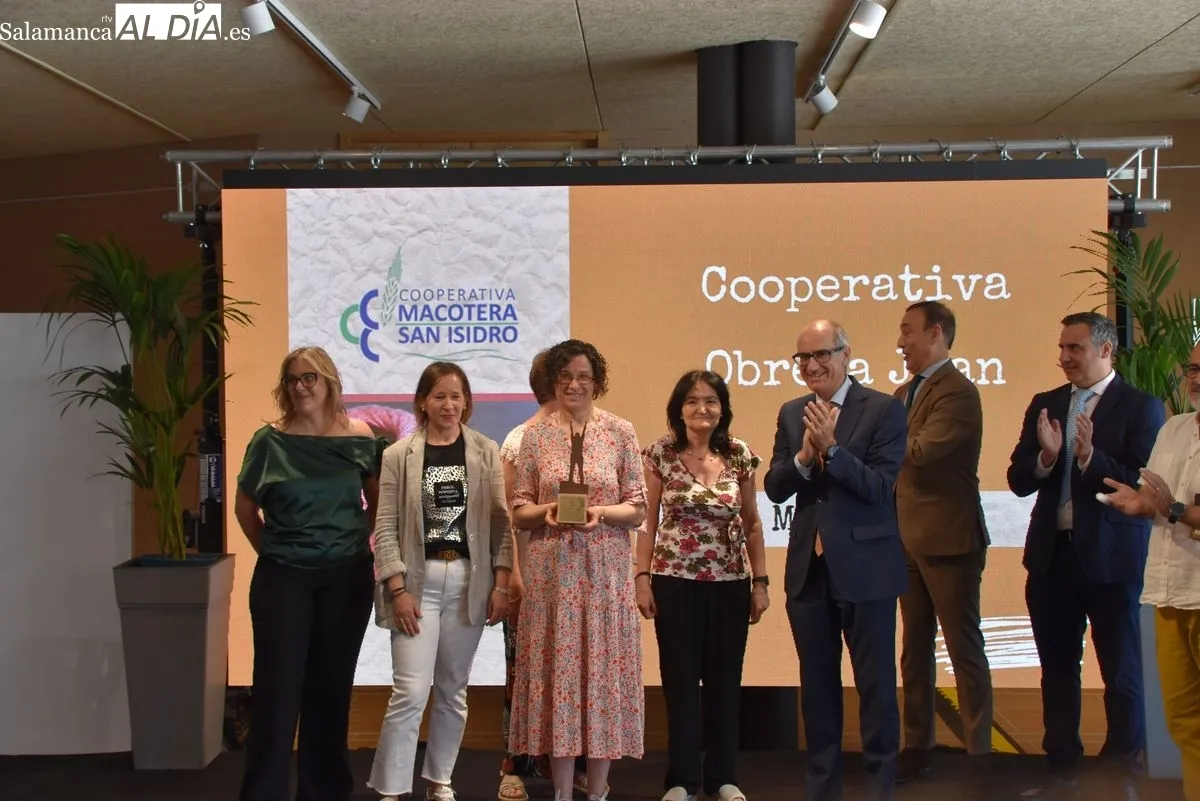 La Diputación celebra el éxito empresarial: así han sido los XIV Premios Emprendedores | FOTOS: Vanesa Martins 