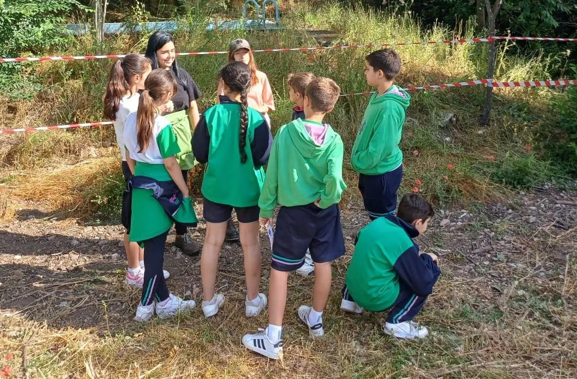Foto 2 - Escolares de San Francisco, Mir&oacute;briga y Misioneras-Santa Teresa visitan los huertos de C&aacute;ritas