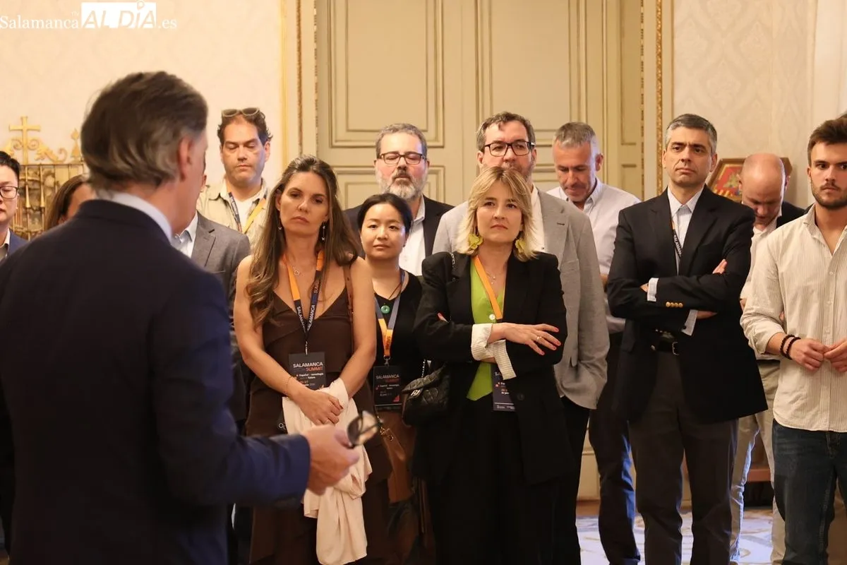 Recepción del alcalde de Salamanca, Carlos García Carbayo, a participantes de Salamanca Tech Summit. Fotos: David Sañudo